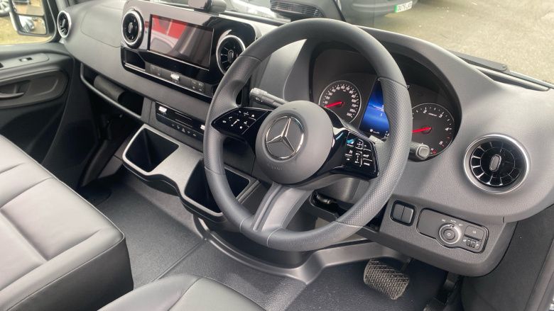 Mercedes-Benz Sprinter 315Cdi L2 Diesel Rwd 3.5t H2 Pro Van 9G-Tronic